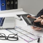 Como criar um orçamento familiar e economizar dinheiro